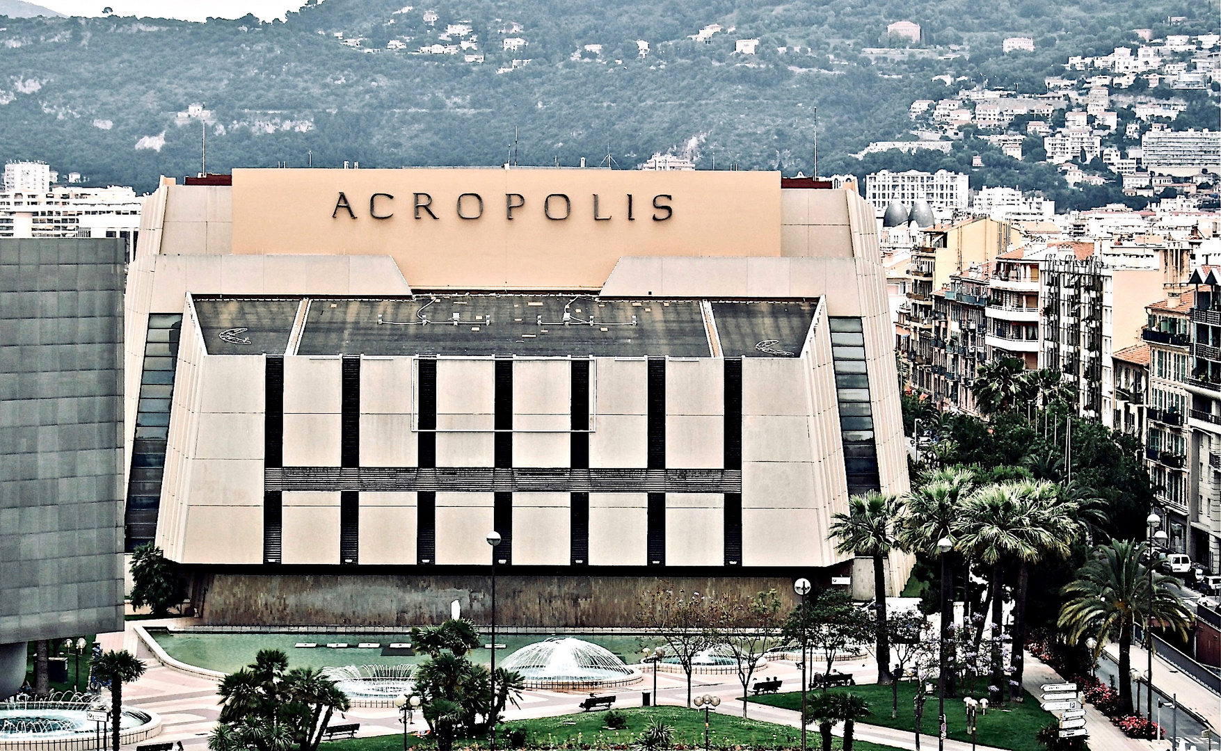 Palais des Congrès Acropolis