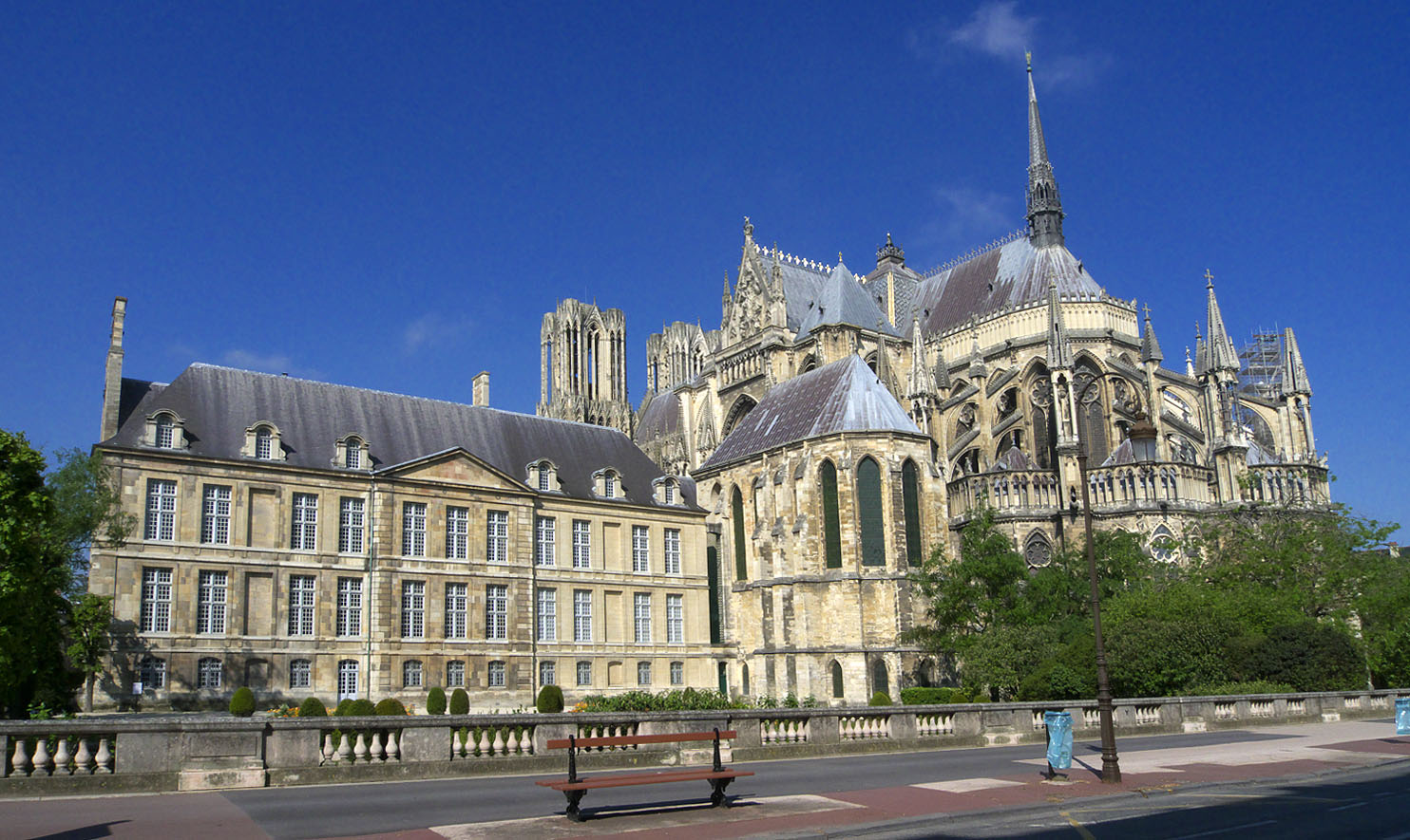 Palais du Tau et cathédrale Notre-Dame de Reims
