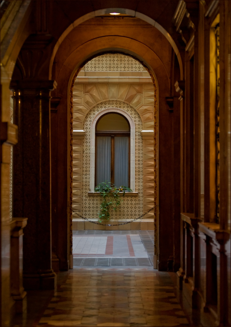 Palais Equitable, Durchblick in den Innenhof