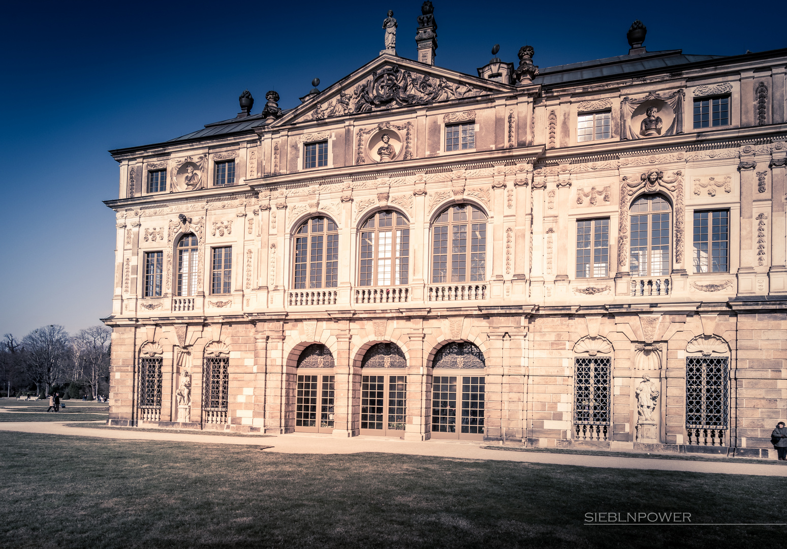 Palais_grosser_Garten_Dresden-3