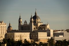 Palast und Kathedrale von Madrid