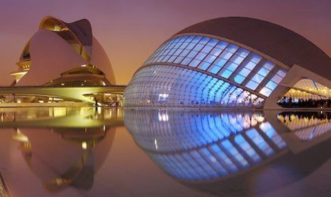 Palau Reina Sofia in Valencia- E