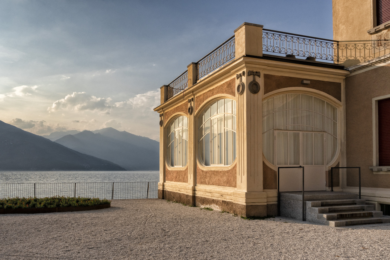 Palazzo Verbania, Luino