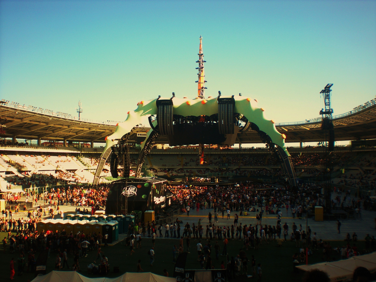 palco u2 360 gradi tour: torino 2010