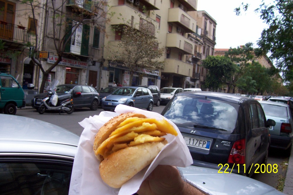 Palermo e le sue panelle....che bontà.