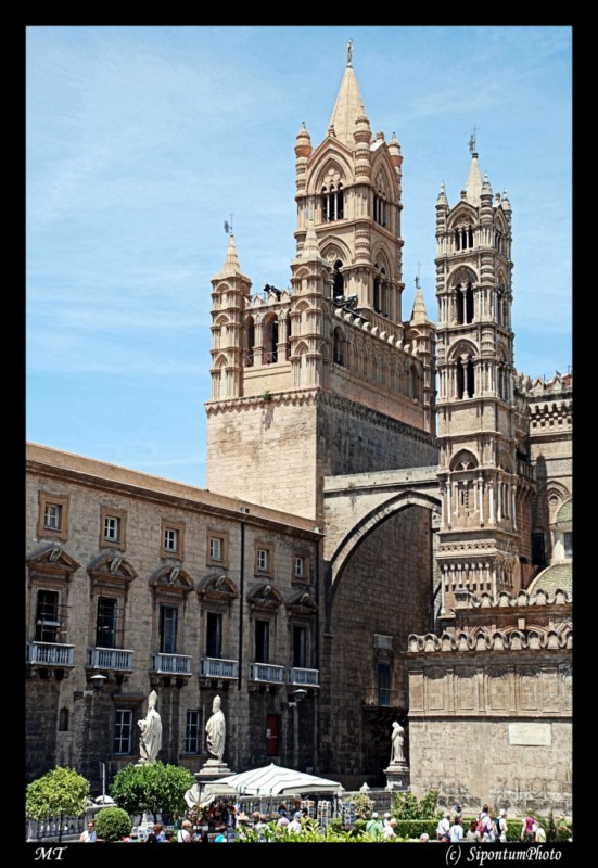 Palermo : La Cattedrale alcuni Particolari