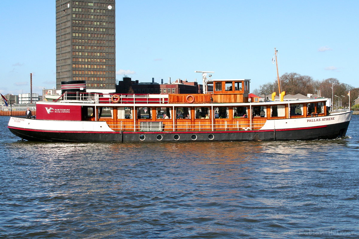 Pallas Athene in Amsterdam