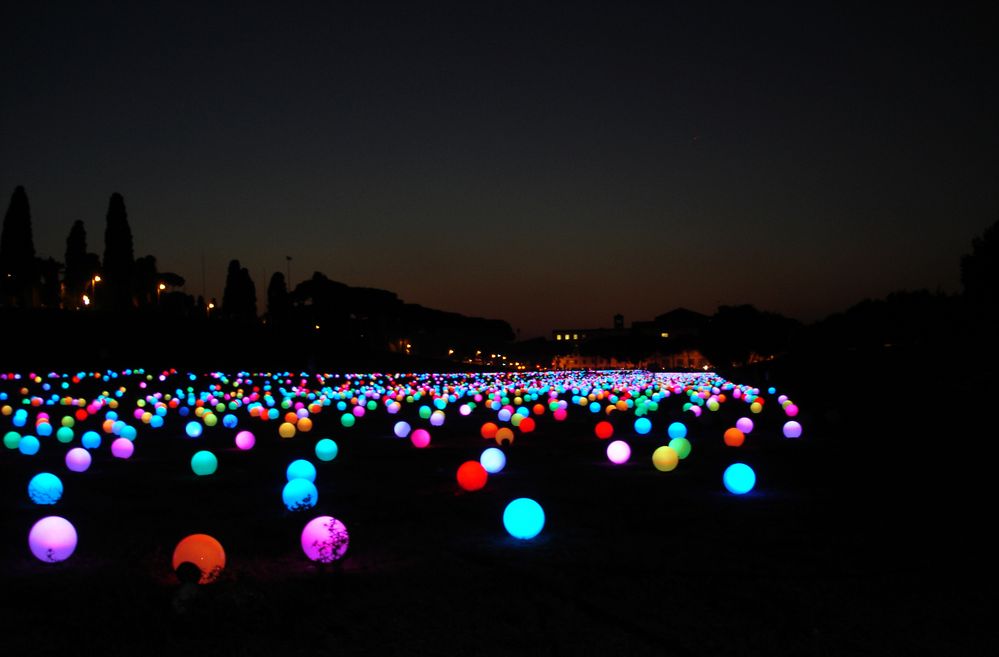 Palle di luce al Circo Massimo