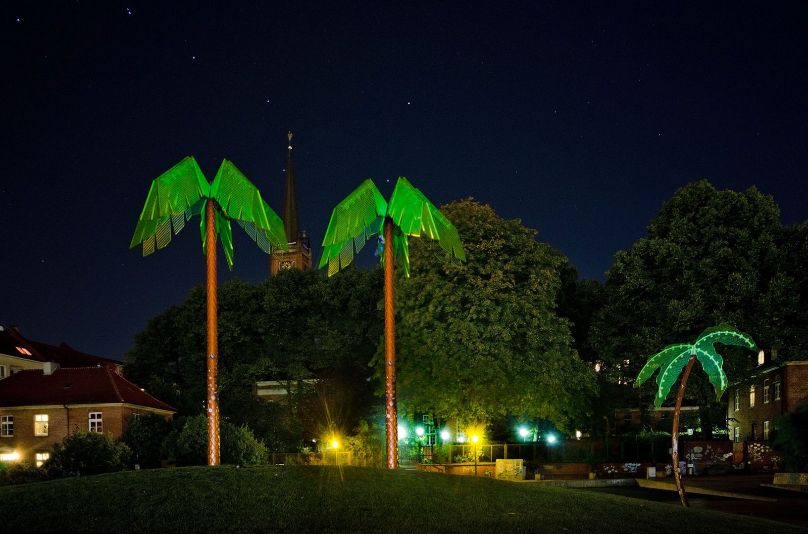 Palmengarten vor der St.Pauli Kirche