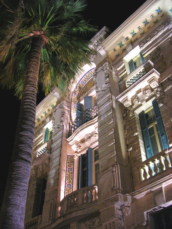 Palmenhaus by night