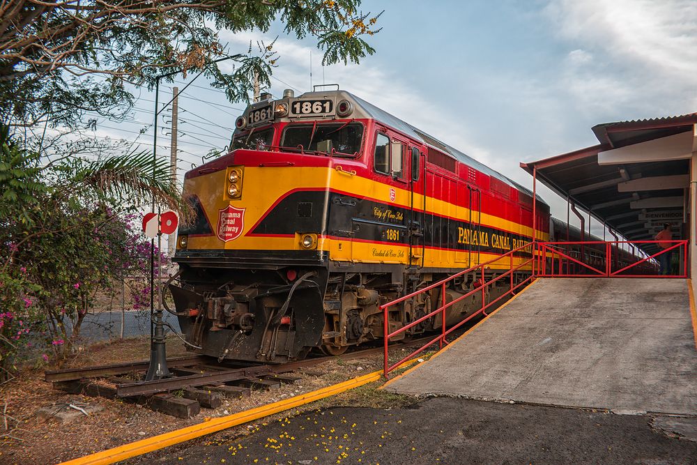 Panama Canal Railway...