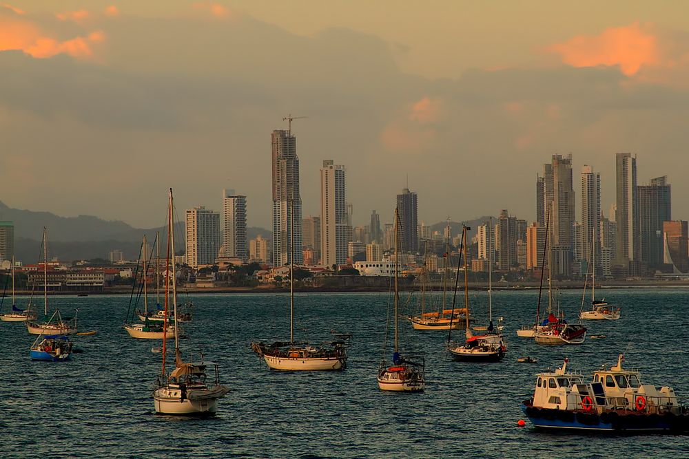 Panama City, Abends