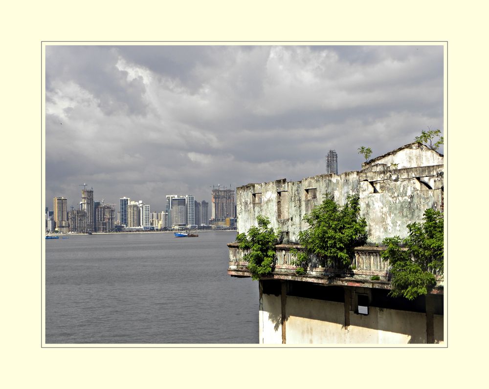 Panama-City "Gegensätze"