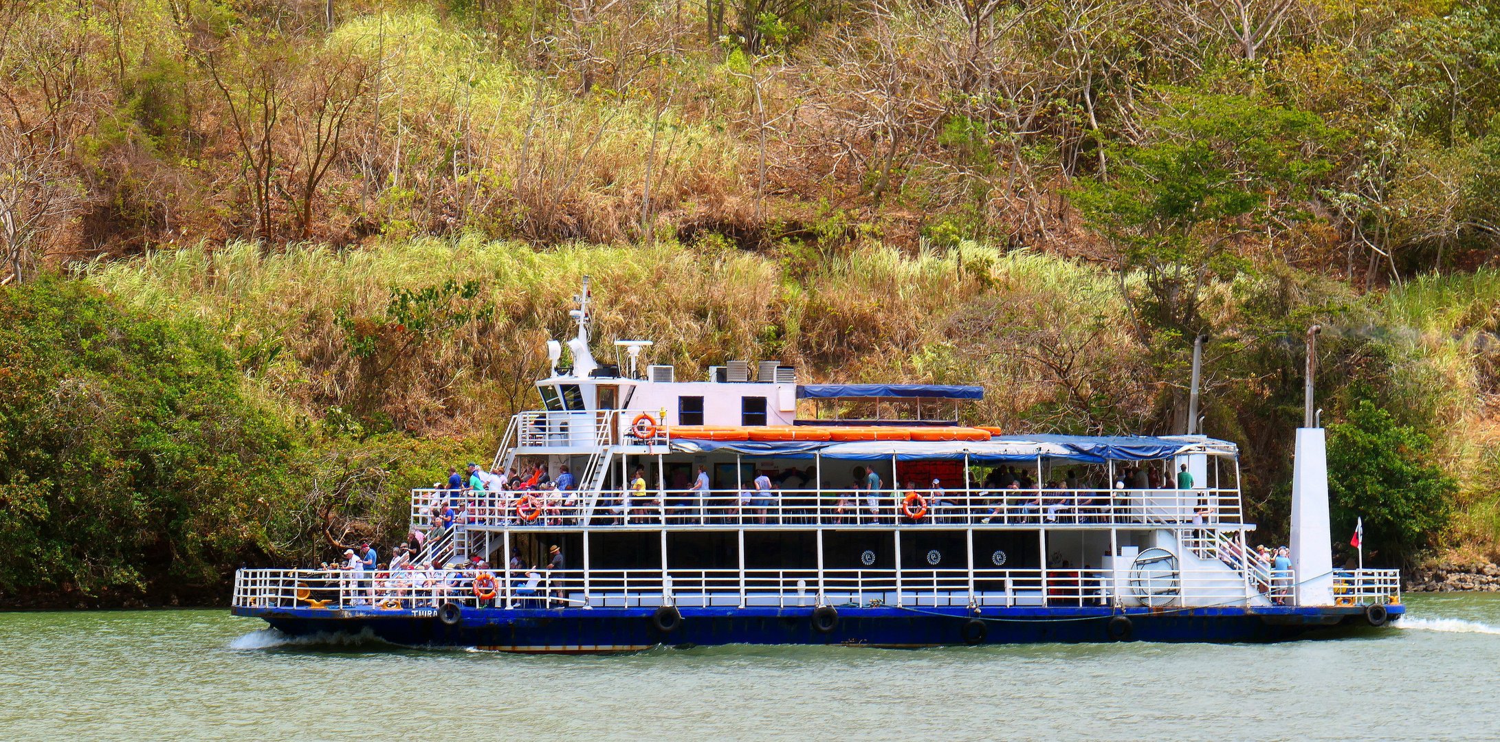 Panama-Kanal Schwesterschiff