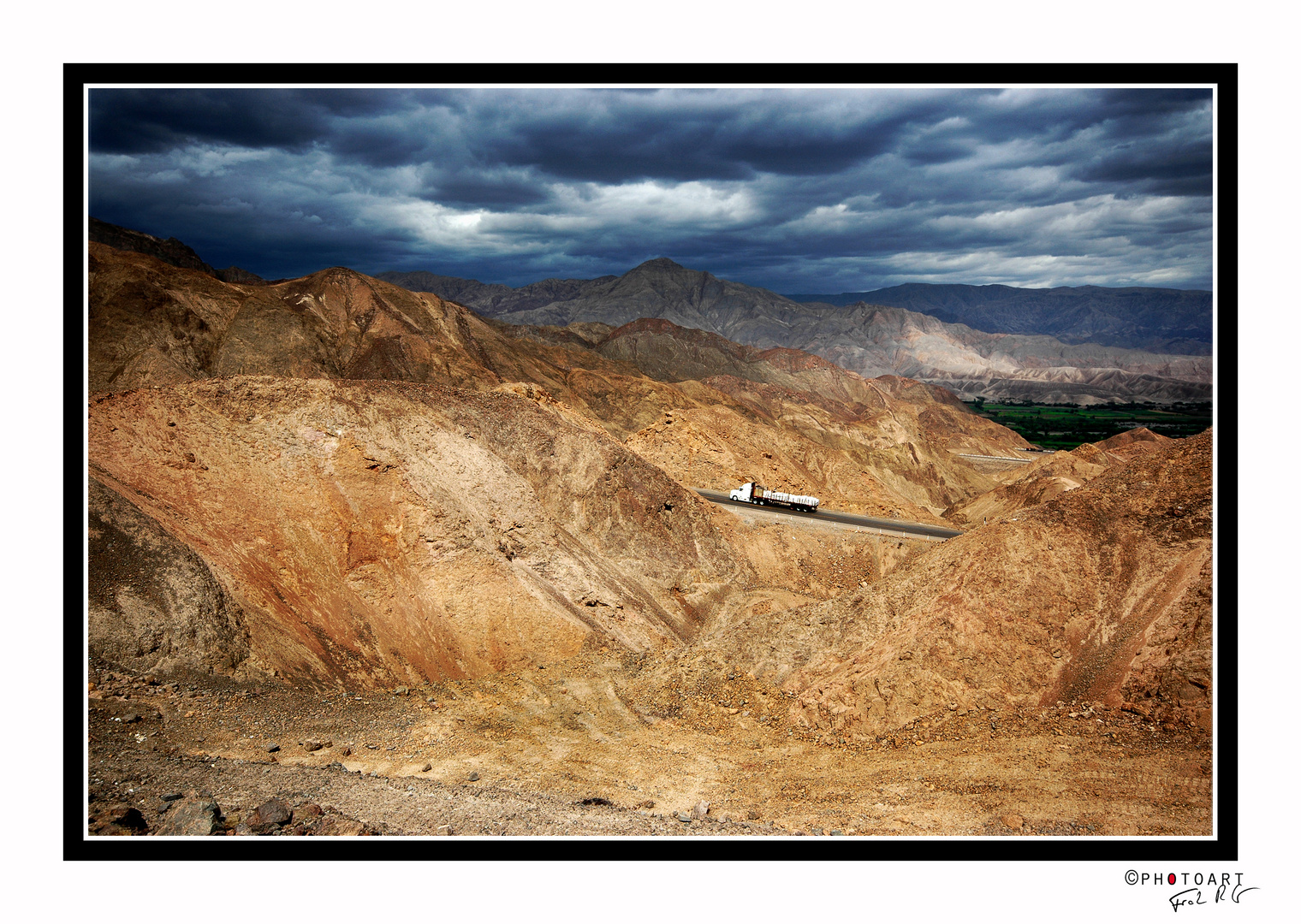 Panamericana in der Atacama Wüste, Peru