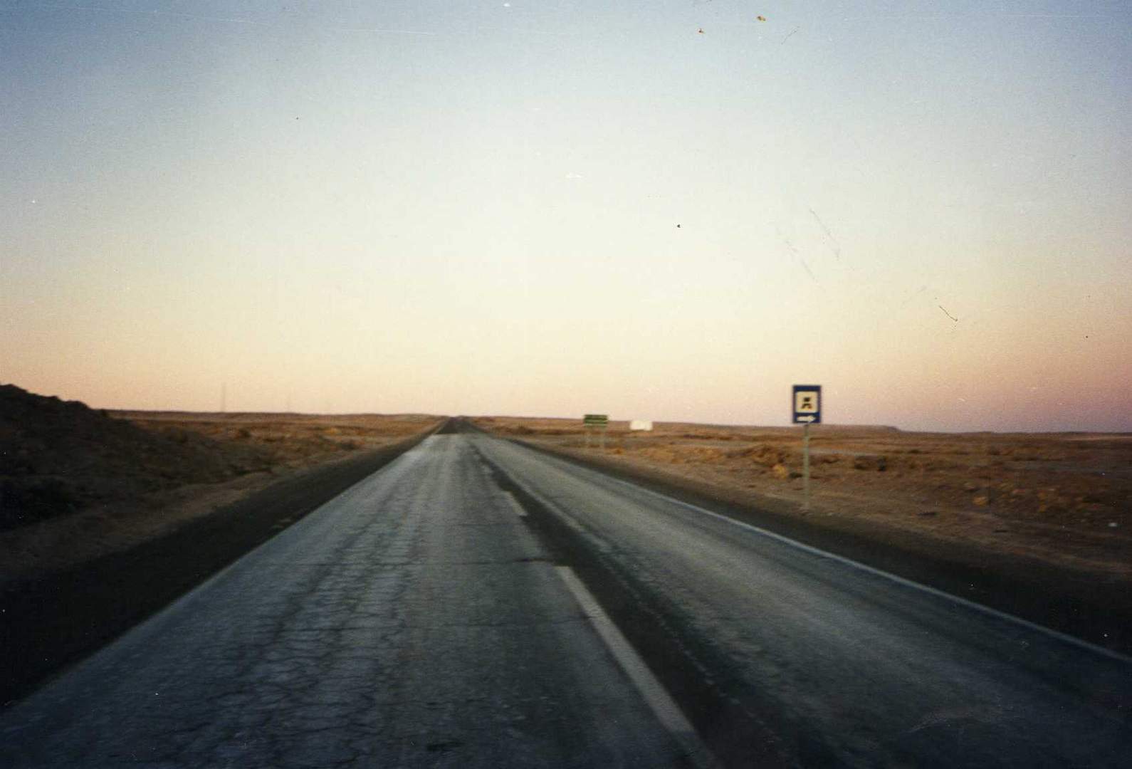 Panamericana-lonly road am Abend