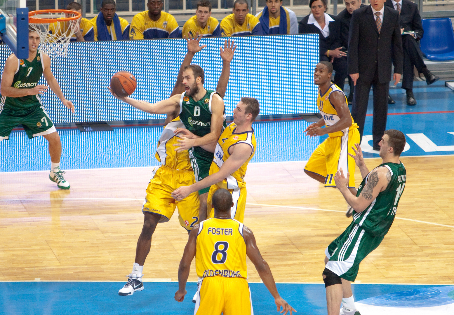 Panathinaikos Athen - EWE Baskets