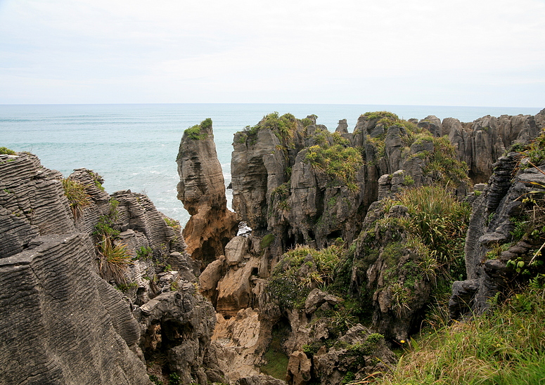 pancake rocks ..