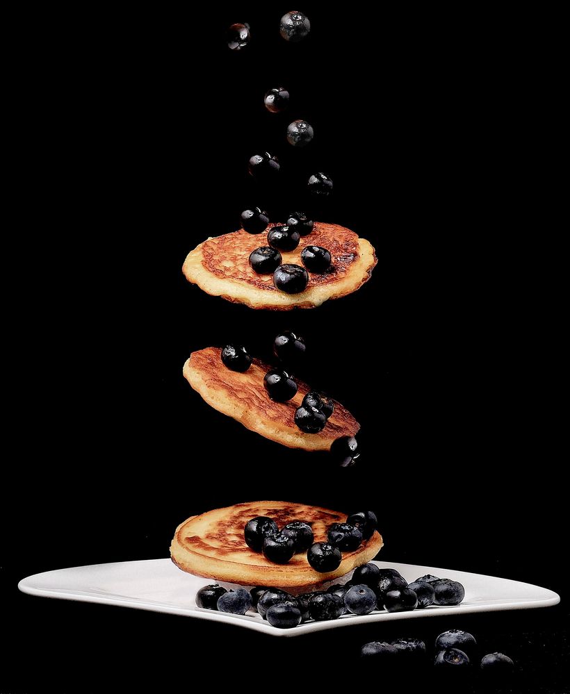 Pancakes with blueberries