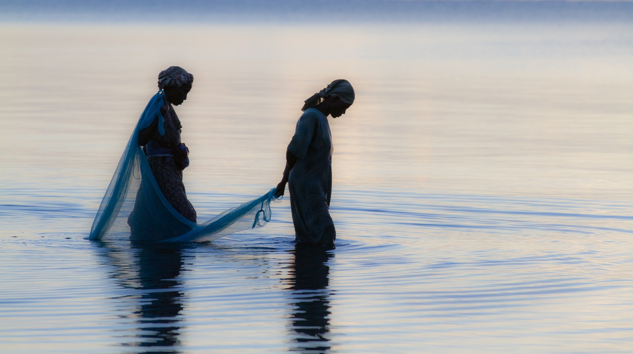 Pangani women fishing, Tanzania 2013