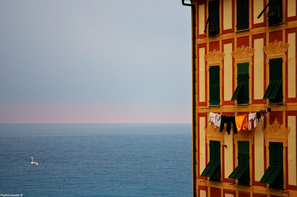 panni stesi a Camogli