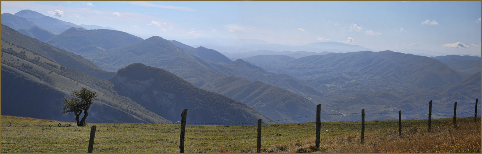 Pano-Blick vom Monte Petrano