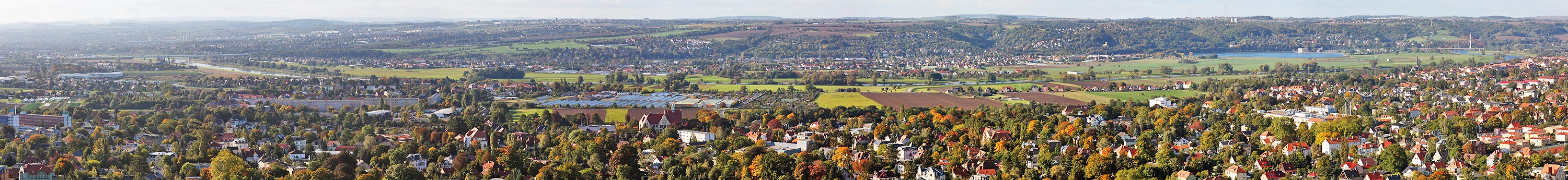 Pano Dresden und Radebeul vom Weinberg beim Bismarkturm aus