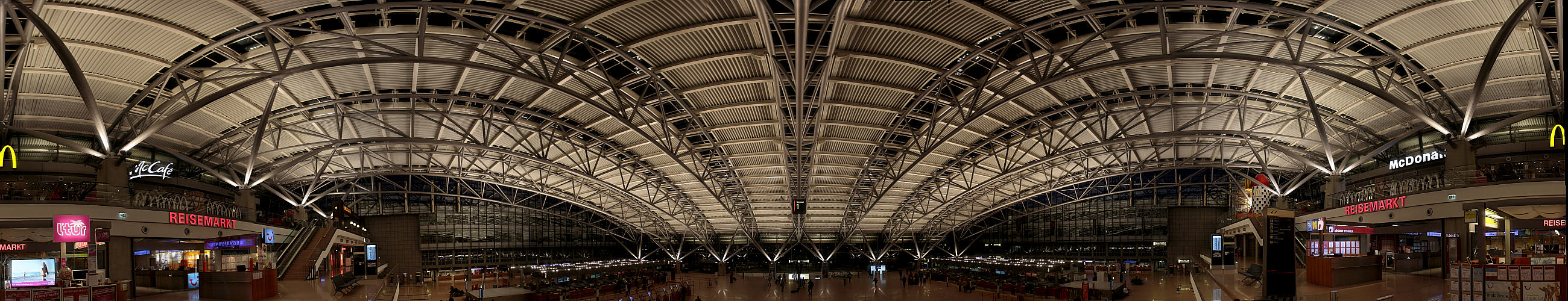 Pano Terminal 1 @ 360 °