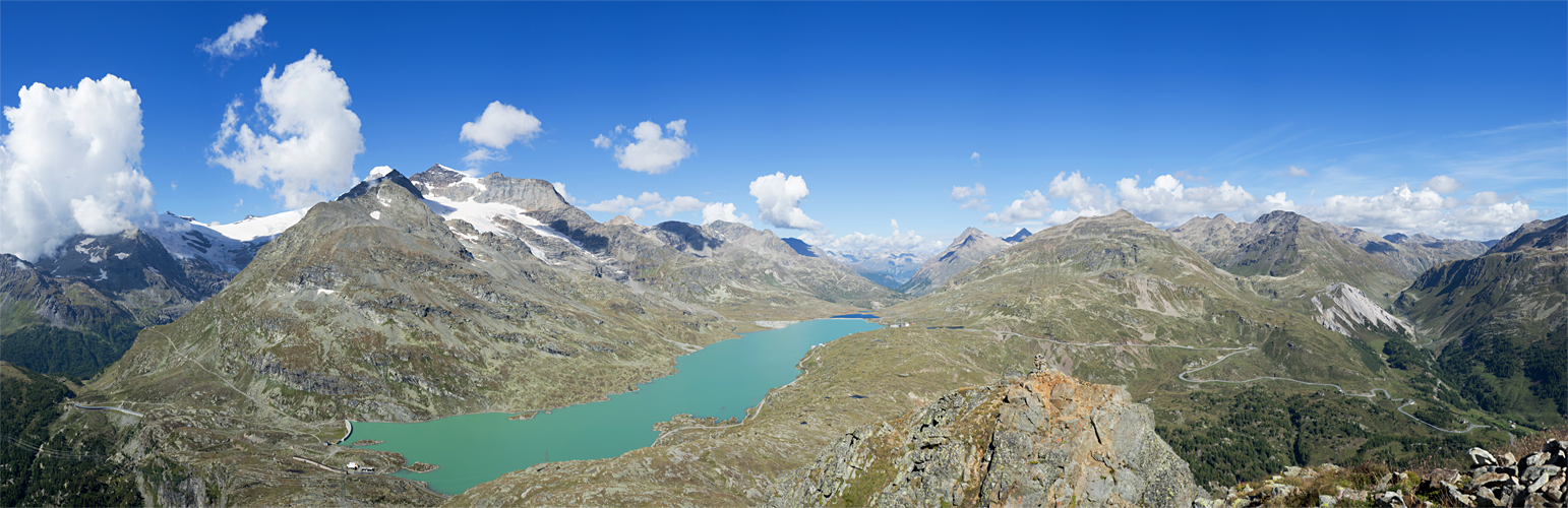 Pano über Lago Bianco und Berninapass