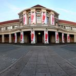 Pano Uni-Gebäude