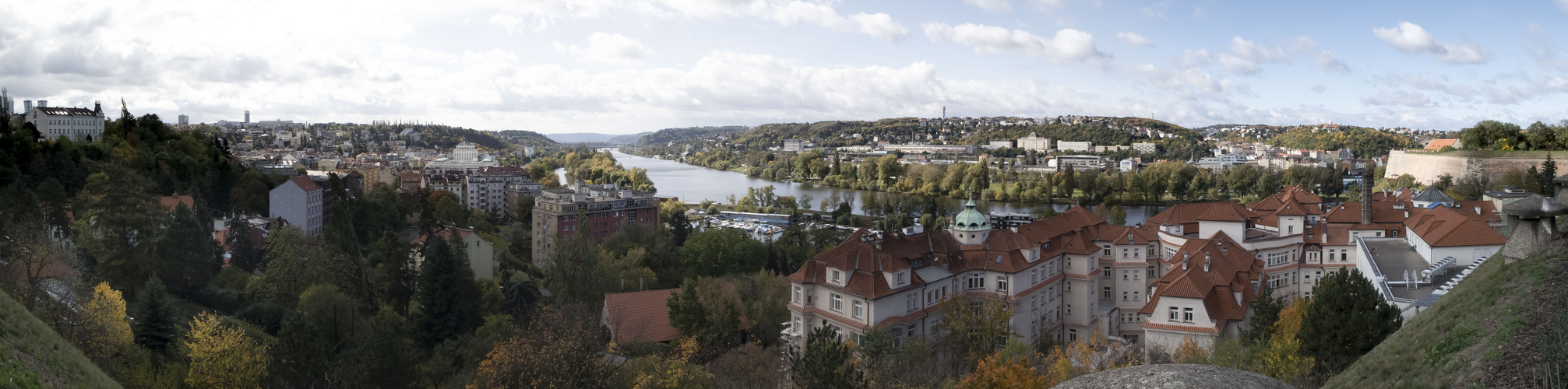 Pano von der Prager Hochburg