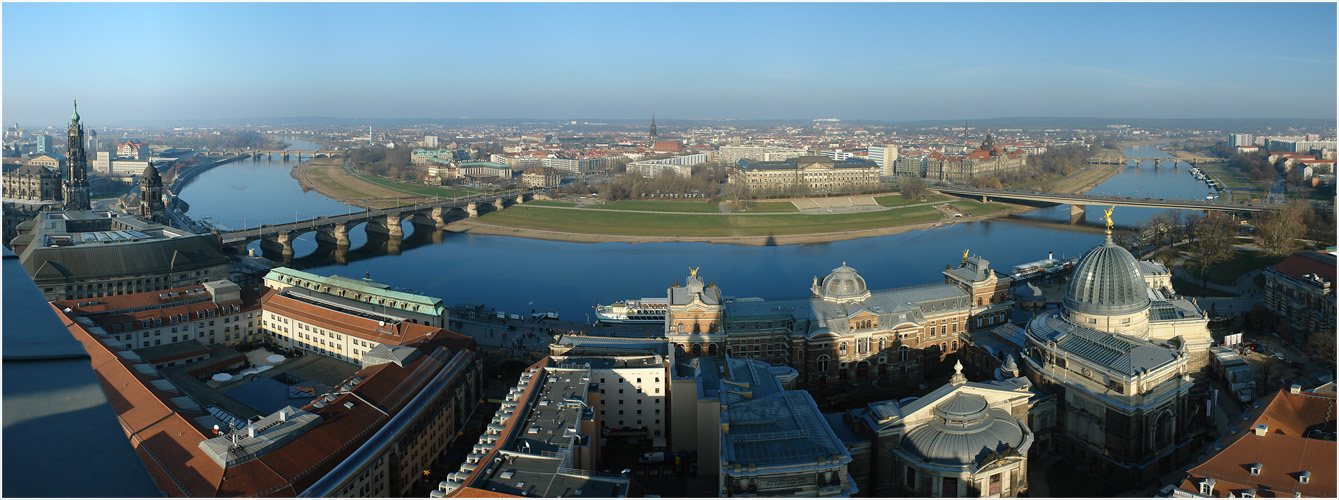 Panorama aufs Elbflorenz