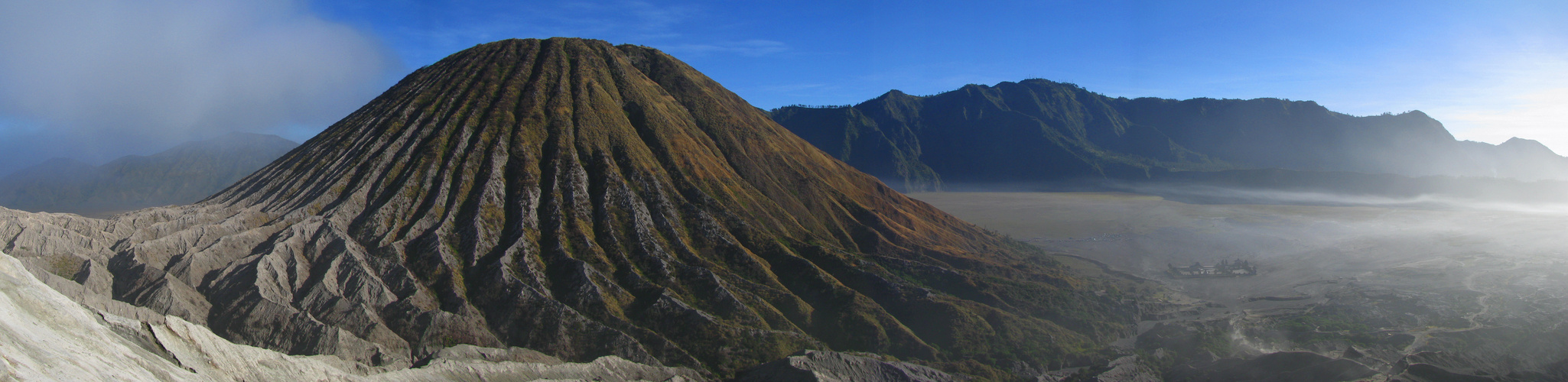 Panorama aus der Sicht vom Mount Bromo (Java)