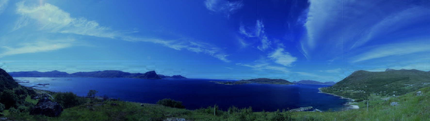 Panorama Ausblick vom Vanylvsfjorden bis zum Westkapp