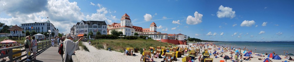 Panorama Bild - Binz ( Seebrücke , Kurhaus , Strand )