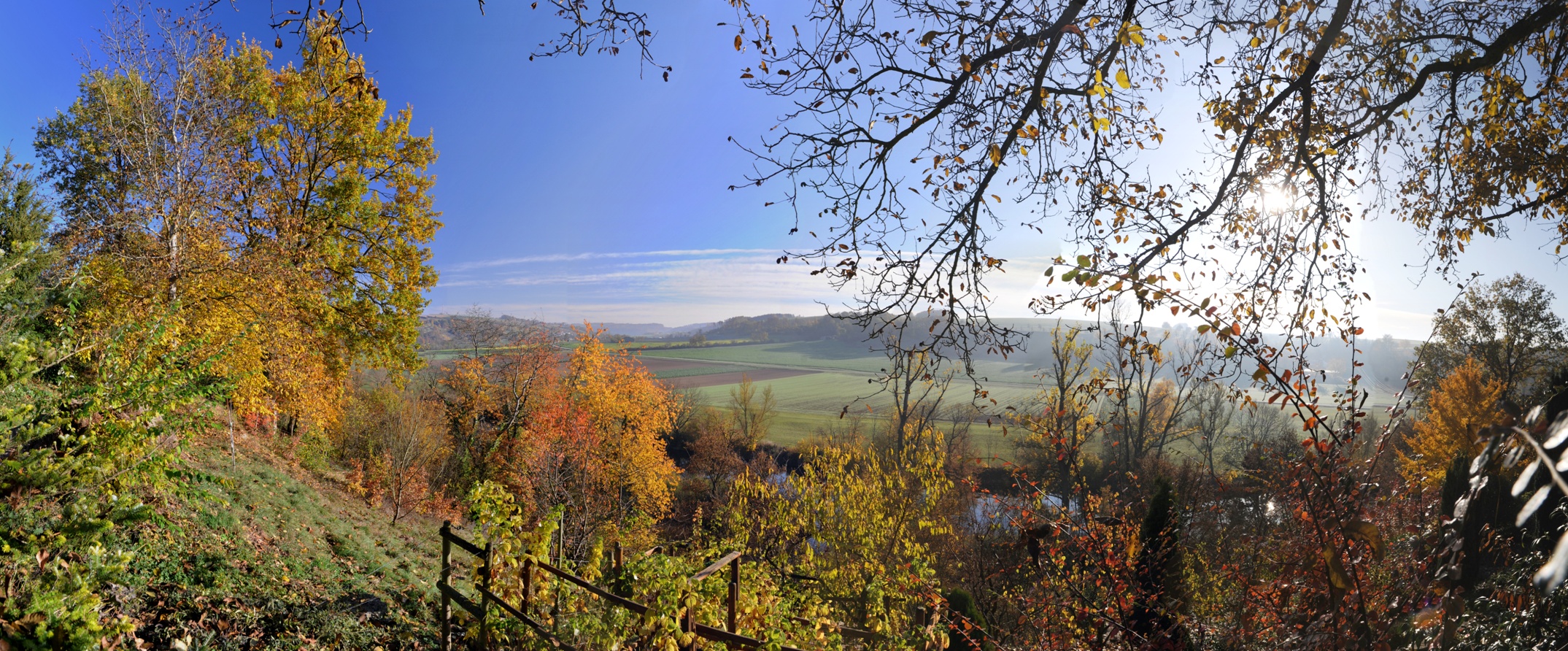 panorama: Blick vom Garten...