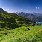 Panorama: Blick vom Zeigersattel auf den Seealpsee