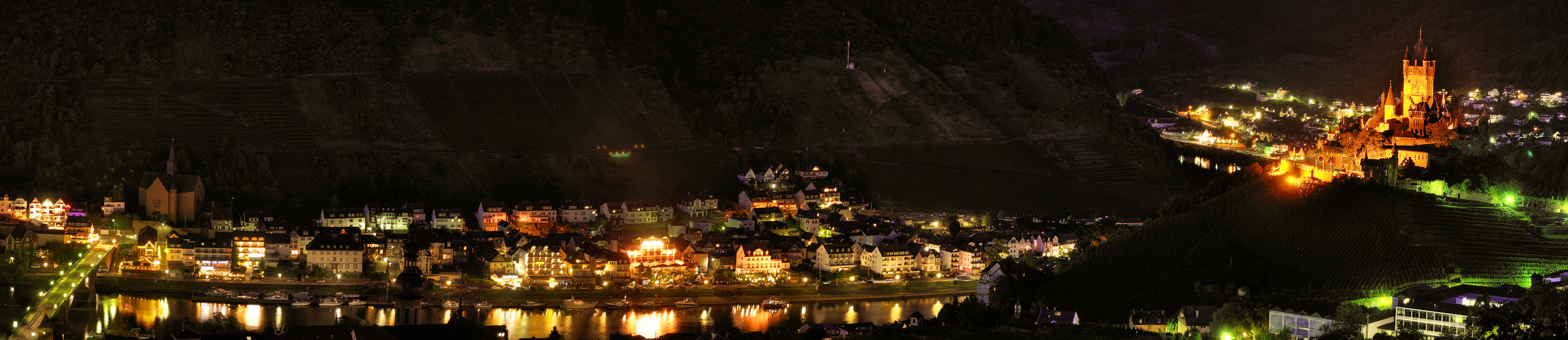 Panorama Cochem bei Nacht