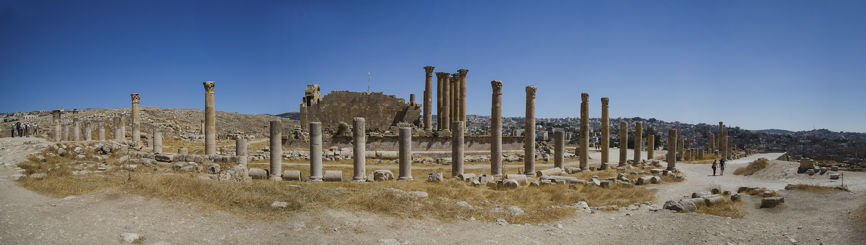 Panorama des Artemis-Tempels von Jerash (Jordanien)