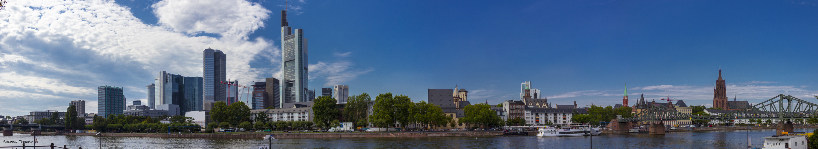 Panorama Frankfurter Skyline