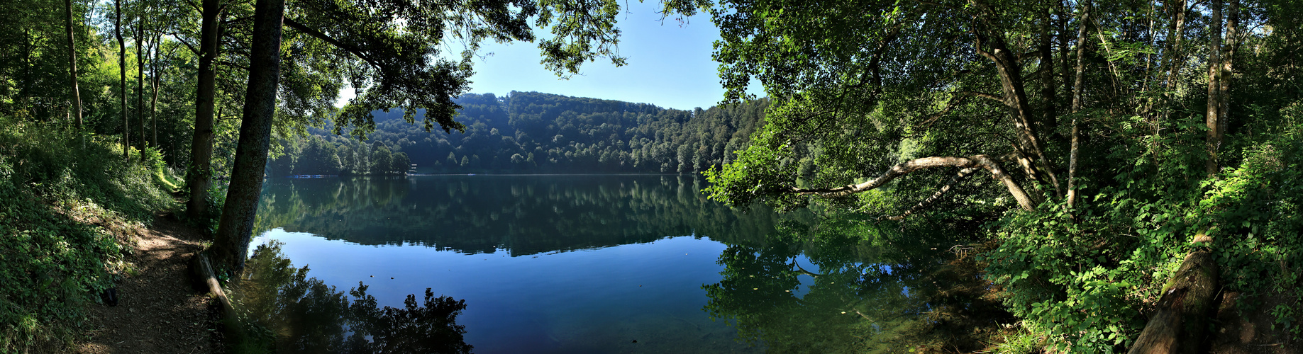 Panorama Gemündener Maar