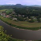 Panorama: Grauer Tag an der Elbschleife...