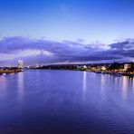 Panorama Kennedybrücke Bonn, Blickrichtung Posttower/Siebengebirge