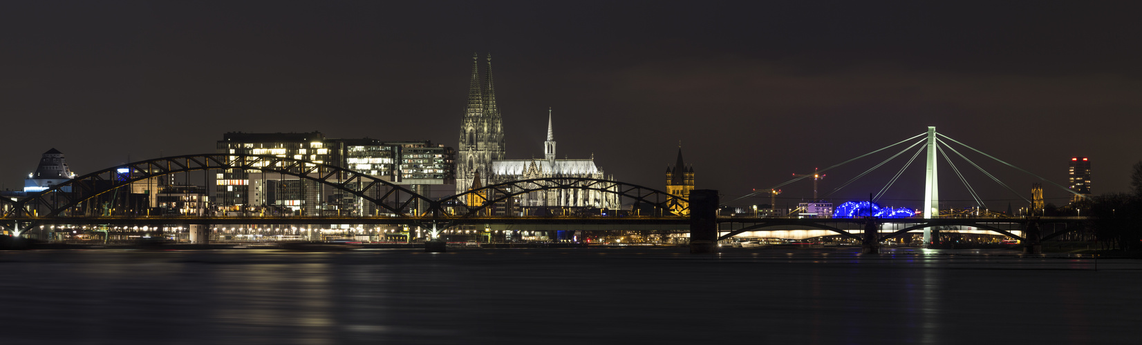 Panorama Köln bei Nacht