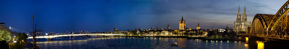 Panorama Köln bei nacht