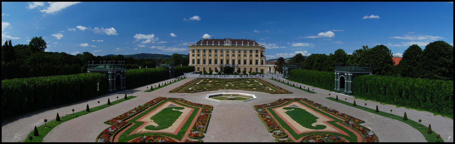 Panorama Kronprinzengarten - Schloss Schönbrunn