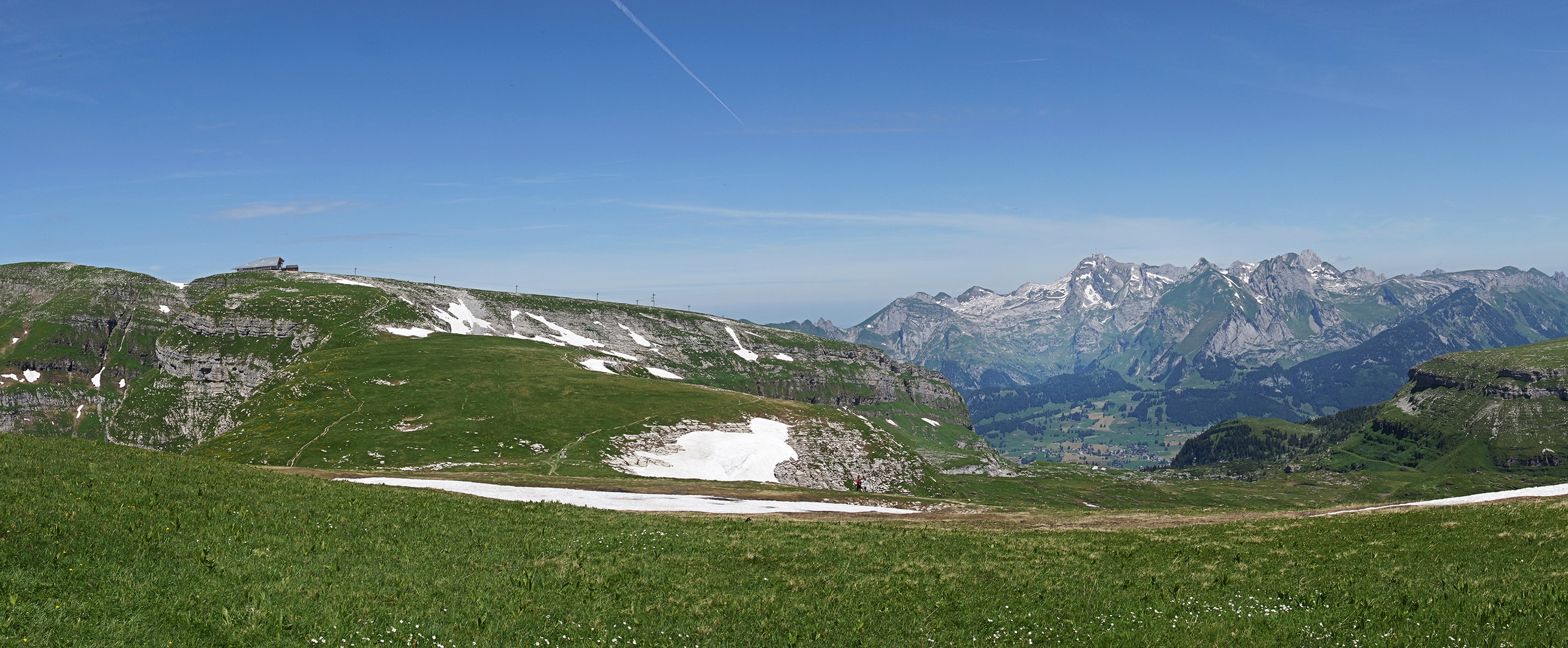 Panorama mit Chäserrugg und  Säntis