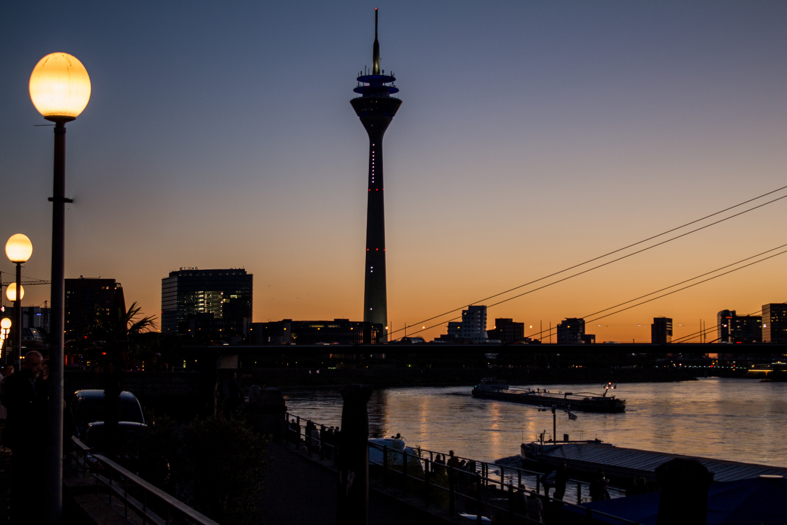 Panorama mit Funkturm zu D´dorf