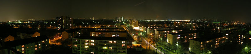 Panorama MZ bei Nacht