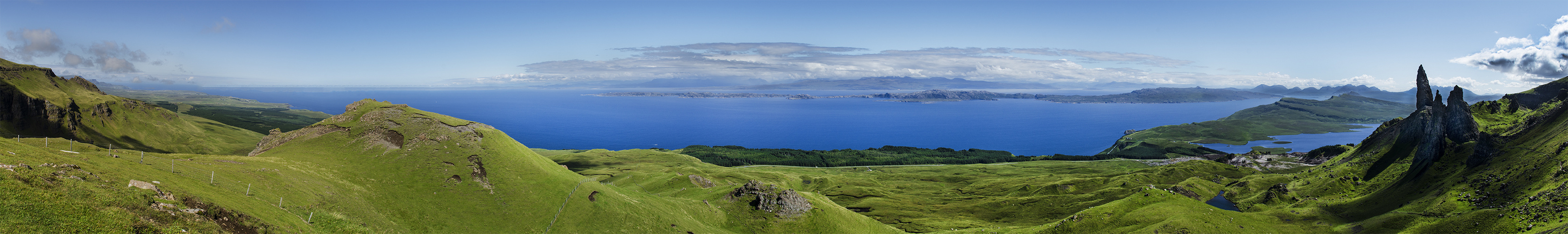 Panorama: Old Man of Storr, Isle of Skye